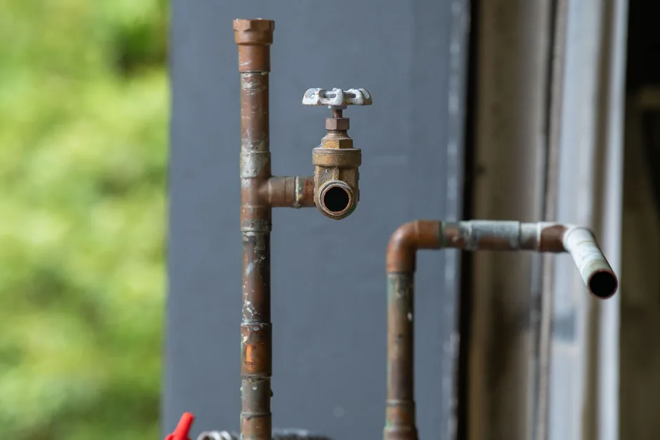 Pressure testing a gas installation in Manly